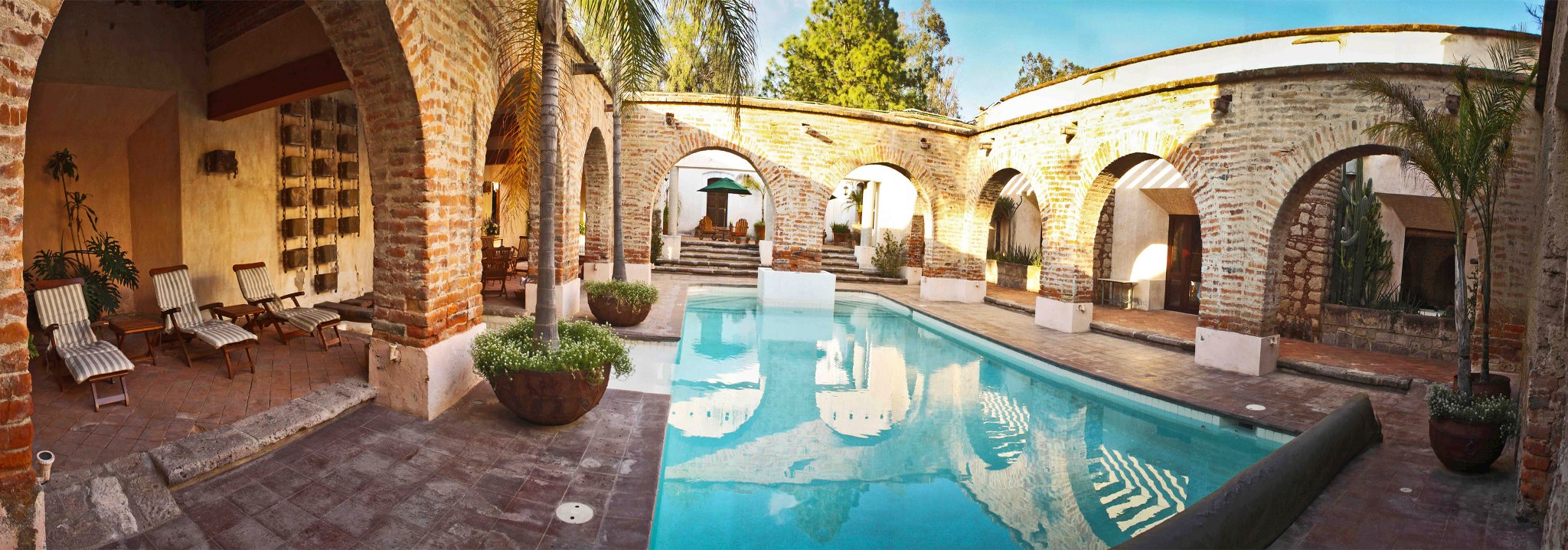 hotel8.jpg