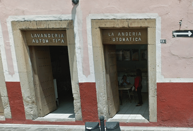 lavanderiaaaaa-auto.png