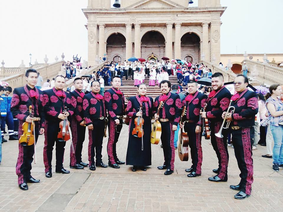 mariachhiiixx.jpg