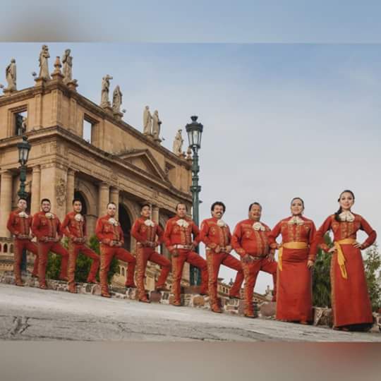mariachhiiiz.jpg
