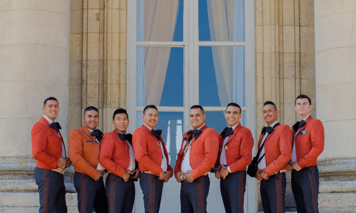 mariachi-los-arrieros-1.png