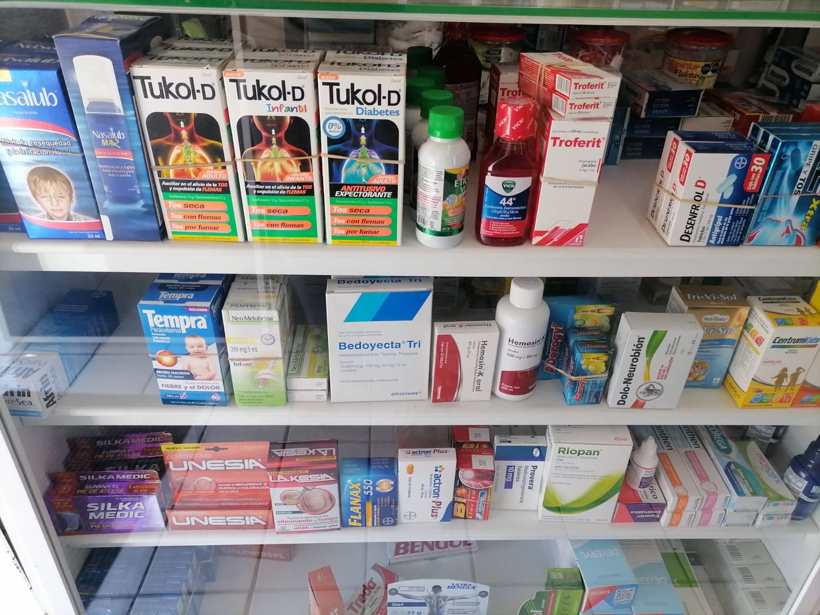 medica3.jpg