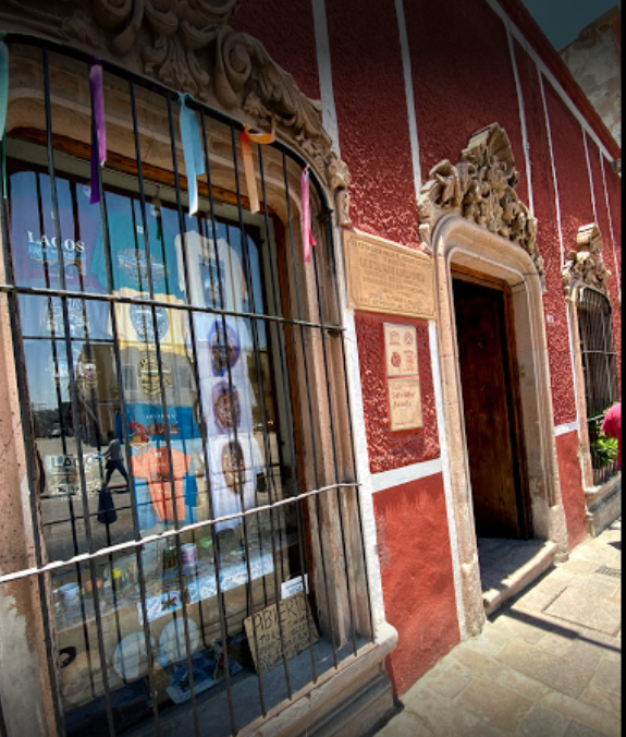 souvenirse-lagos-de-morenoj.png