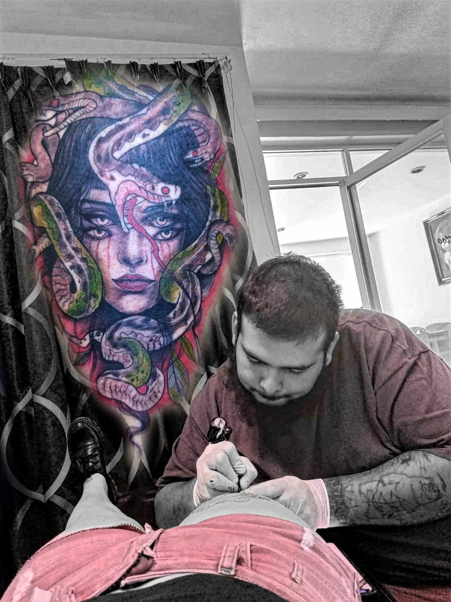 tatuadorrr.jpg